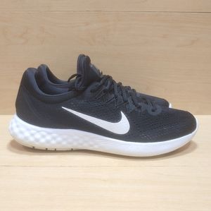 Nike Womens Lunar Skelux Running Shoes